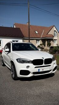BMW X5 xDrive30d M Paket•HUD•Harman Kardon•TOP STAV