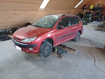 Rozpredám Peugeot 206 SW 1.4i 162000km