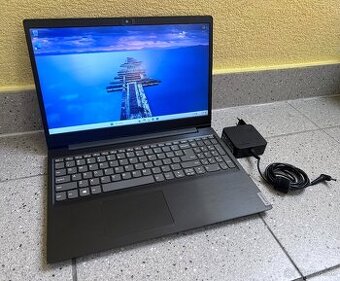 Lenovo Ideapad / Ryzen 3 / 4GB RAM /500GB / 2GB GK /Full HD