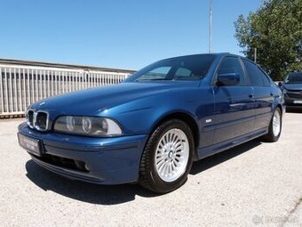 BMW Rad 5 525 i A/T  exclusívna výbava + krásny stav 
