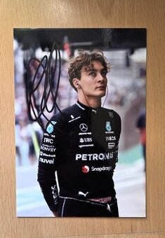 George Russell Mercedes Formule 1 originální autogram