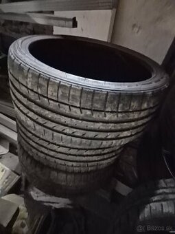 Pneu 215/35 ZR19