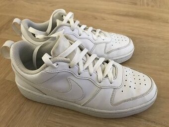 Detské tenisky NIKE č.37,5