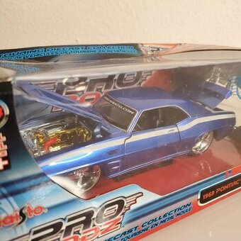 Pontiac Firebird 1969 1:24 Maisto