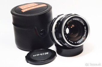 Nikon Nikkor-S 35mm f/2.8
