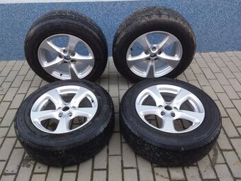 Predám komplety 5x114, 225/65 r 17...Honda Crv