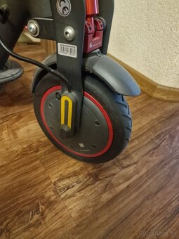 Elektrická kolobežka Xiaomi Mi Electric Scooter Pro 2