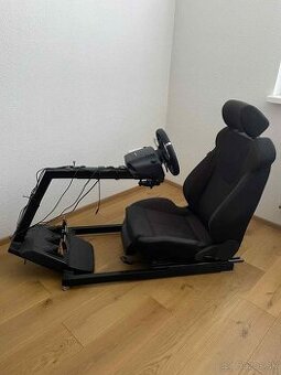 Predám playseat Logitech G29