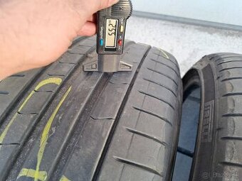Letné Pirelli Pzero 245/35/20 95Y RFT