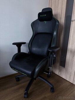 Predám Razer Iskur XL