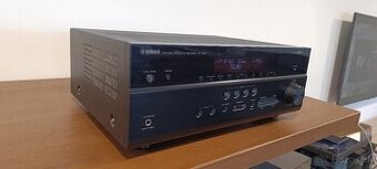 Predám 7.2 AV receiver Yamaha RX-V 681