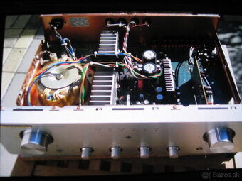 predam zosilovac marantz pm 8200