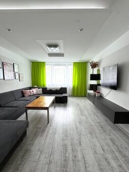 PREDAJ 3-izbový byt v centre Kysuckého Nového Mesta. - 1