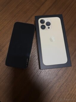 Predám iPhone 13 Pro, iPhone 13 a iPhone SE (výborný stav)