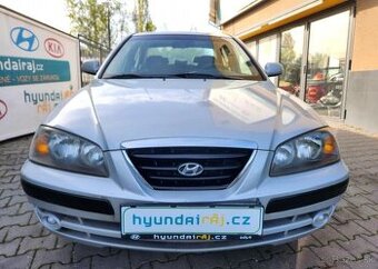 Hyundai Elantra 1.6-NÍZKÉ KM-SADA KOL