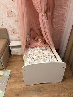 Detská posteľ s úložným priestorom + matrac + nočný stolík