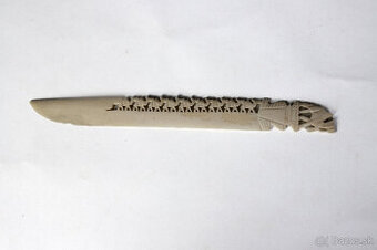 Starožitný otvárač na listy zo slonoviny