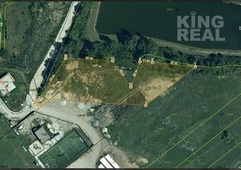 Pozemky v Záhradnom na predaj - strategická lokalita