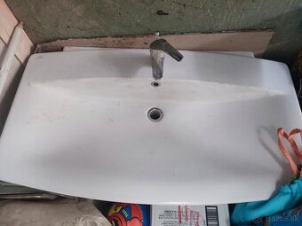 Predám veľké umývadlo+bateria