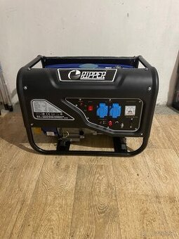 Benzínová elektrocentrála PIPER 3000W - 1