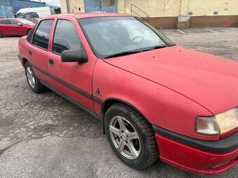 Opel Vectra a 1.6 benzín