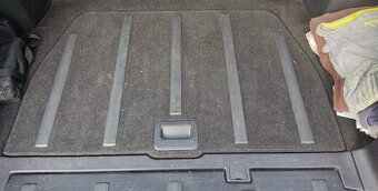 Kúpim na Mitsubishi Outlander II Podlaha kufra