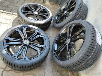 18" VW Golf GTI - SEVILLA