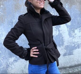 kabat kratky s pravou kozusinou