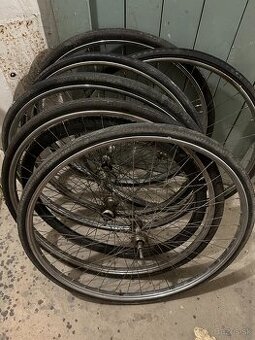 Kolesa aj na Favorit 28 622