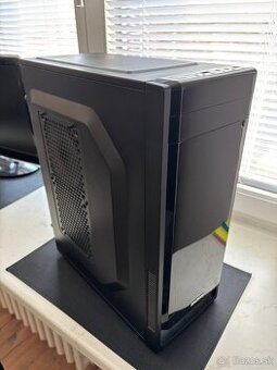 Intel i3-9100F, 8GB RAM, SSD 120GB, HDD 300GB, Windows 11 SK