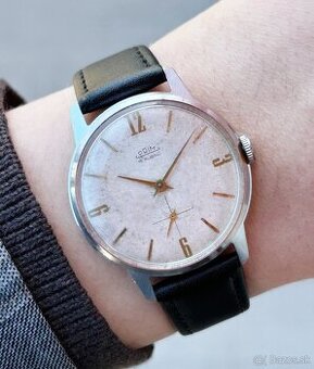 Československé mechanické vintage retro hodinky PRIM Traktor