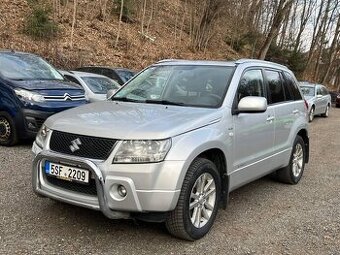 Suzuki Grand Vitara 1.9 DDIS 95 kW 4x4 Webasto tažné klima