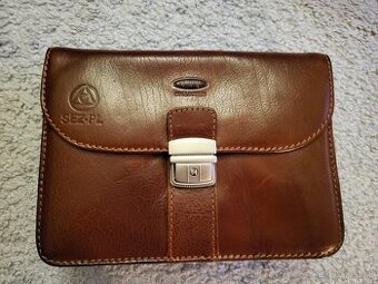 Krásna kožená pánska taška do ruky