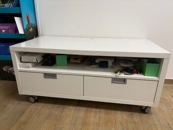 TV stolík