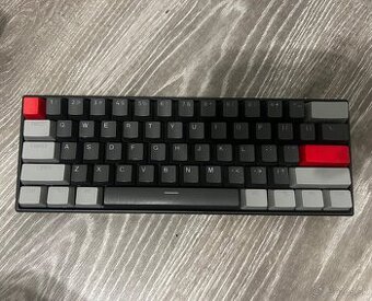 Yenkee Atom