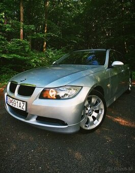 • BMW E91 318D 90kw (Pred-Facelift) roku výroby 2007 •