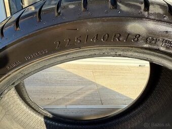 DUNLOP SPORT MAX 225/40 R18 RT 92Y