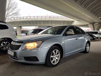 Chevrolet Cruze 2.0 Diesel, 125 PS, 2011 – Motor perfecto, €