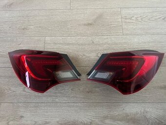 Zadné svetla OPEL ASTRA J