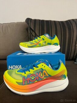 Hoka Rocket X2