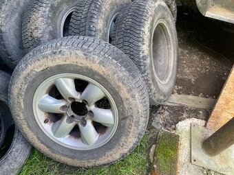 6x139,7 235/70r16