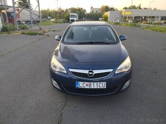 Opel Astra J 1.7 81kw