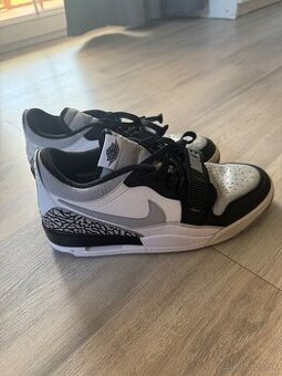 Nike Jordan Legacy 312 Low