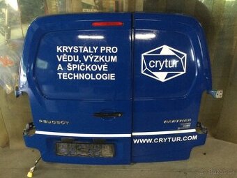 Peugeot partner - kufr. Dvere. Model 2016 - 1