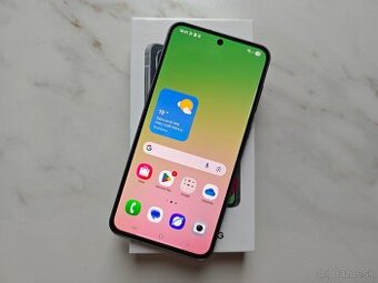Predám Samsung Galaxy A56 8 GB/128 GB, krásna farba, v záruk