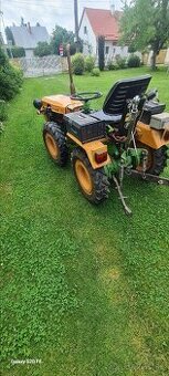Traktor 4x4 TV 420