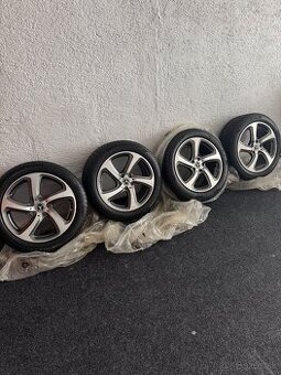 R18 elektrony + Pirelli sotozero 3 zimne pneu