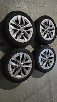 Predam Original elektrony Škoda 5x112 r17 a zimne pneu