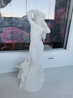 Soška bohyne lásky a sexu Afrodity 28 cm vysoká