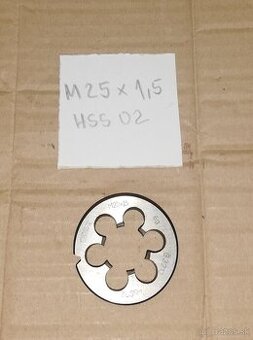 Zavitove ocko M 25x1,5 (1 kus)mM20x1,5(7ks), M16x1,5(2ks)